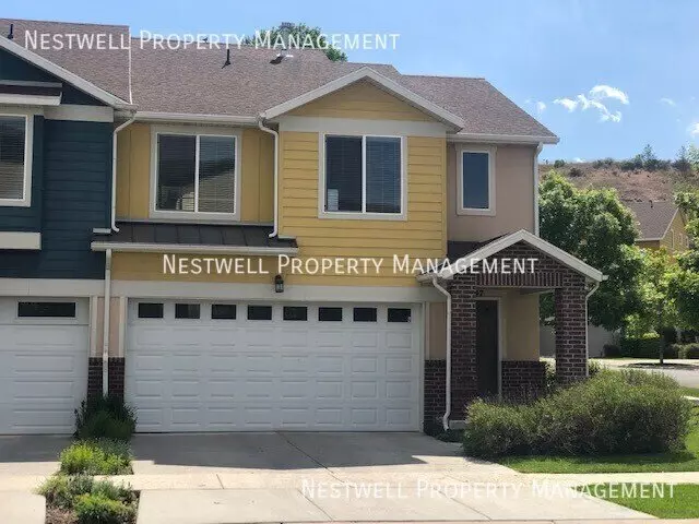 9047 S Heights Dr House for rent in Sandy, UT