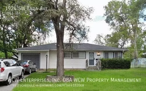 1924 SW Tara Ave House for rent in Topeka, KS