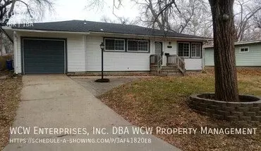 2 of 33 1924 SW Tara Ave House for rent in Topeka, KS