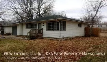 4 of 33 1924 SW Tara Ave House for rent in Topeka, KS