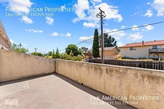 2326 Greenbrier Dr Apartment for rent in Oceanside, CA
