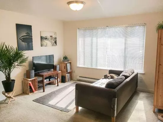 2111 N 63rd St Apartment for rent in Seattle, WA