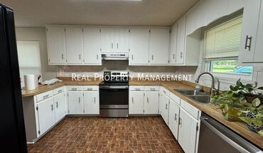 2808 Westmoor Ct Apartment for rent in Mobile, AL