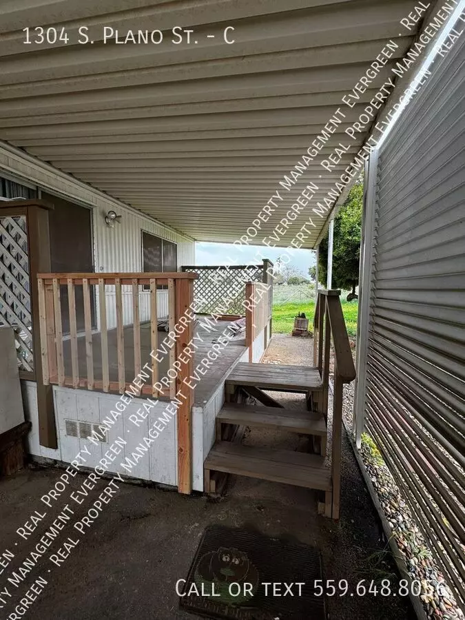 1304 S Plano St House for rent in Porterville, CA