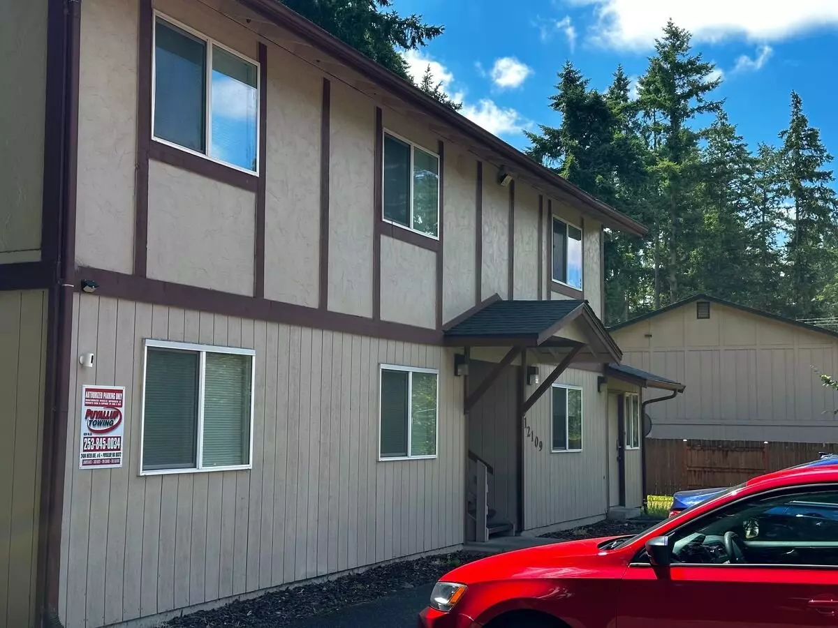 114th Ave 4Plex Apartment for rent in Puyallup, WA