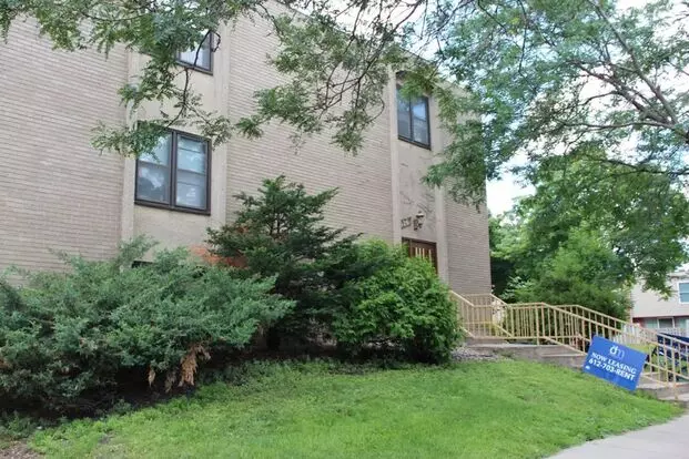 11th On Campus Apartment for rent in Minneapolis, MN