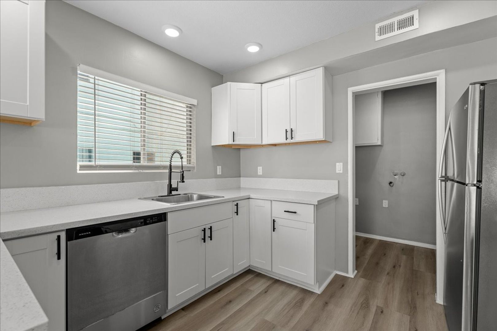 132nd Street (975) Apartment for rent in Hawthorne, CA