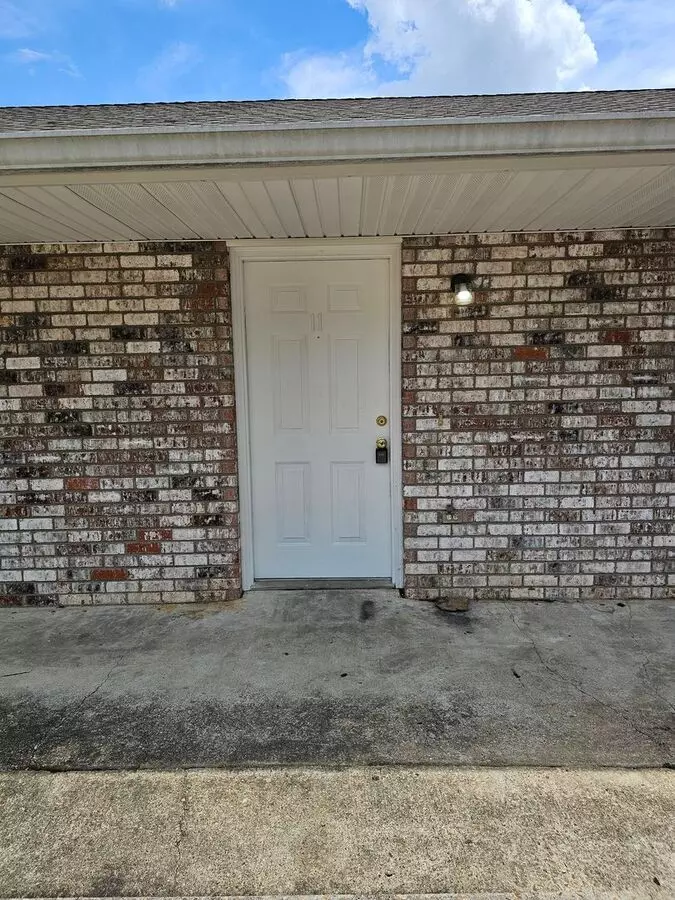 300 Fischers Ln Apartment for rent in Ponchatula, LA