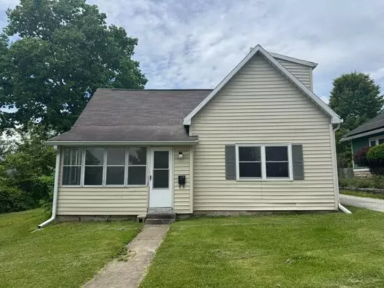 1112 S Rogers St Apartment for rent in Bloomington, IN
