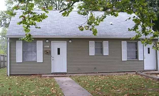 405 N Clark Apartment for rent in Bloomington, IN
