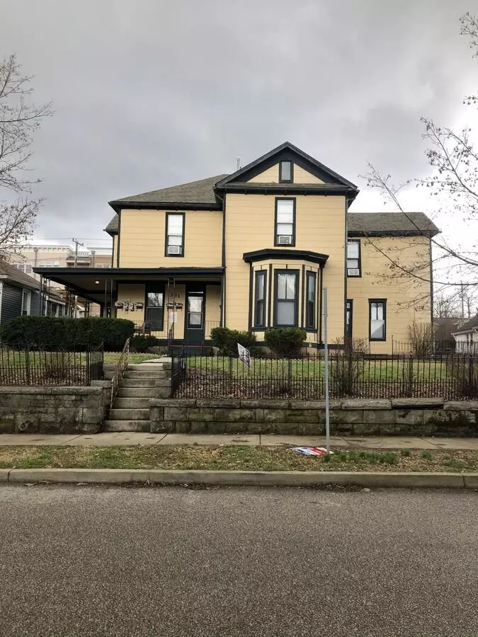 2 of 2 0331 S Grant Street Apartment for rent in Bloomington, IN