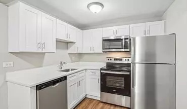 2 of 35 Medinah Terrace Apartments Apartment for rent in Itasca, IL