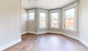 4 of 28 2351-2357 N High St Apartment for rent in Columbus, OH
