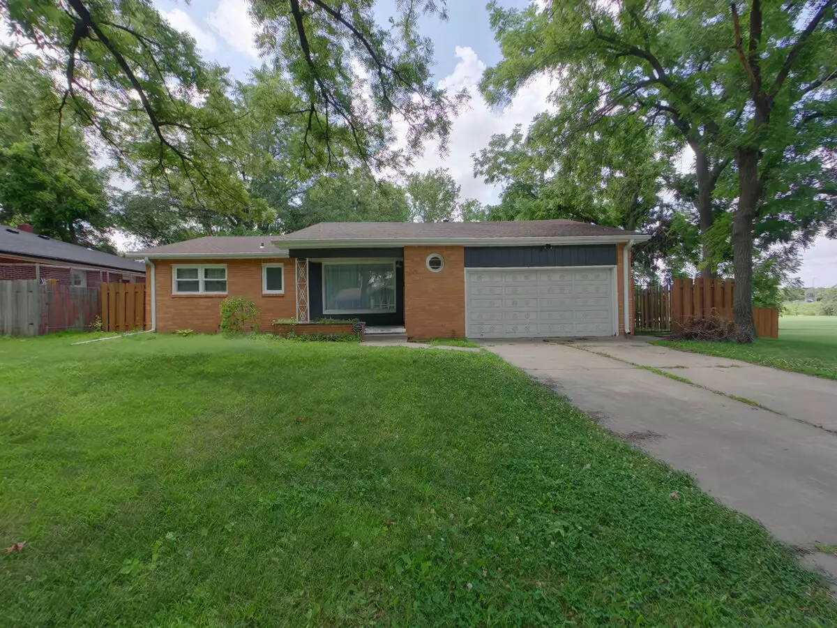 6001 E 8th St N House for rent in Wichita, KS