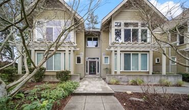 Camelia Apartment for rent in Bainbridge Island, WA
