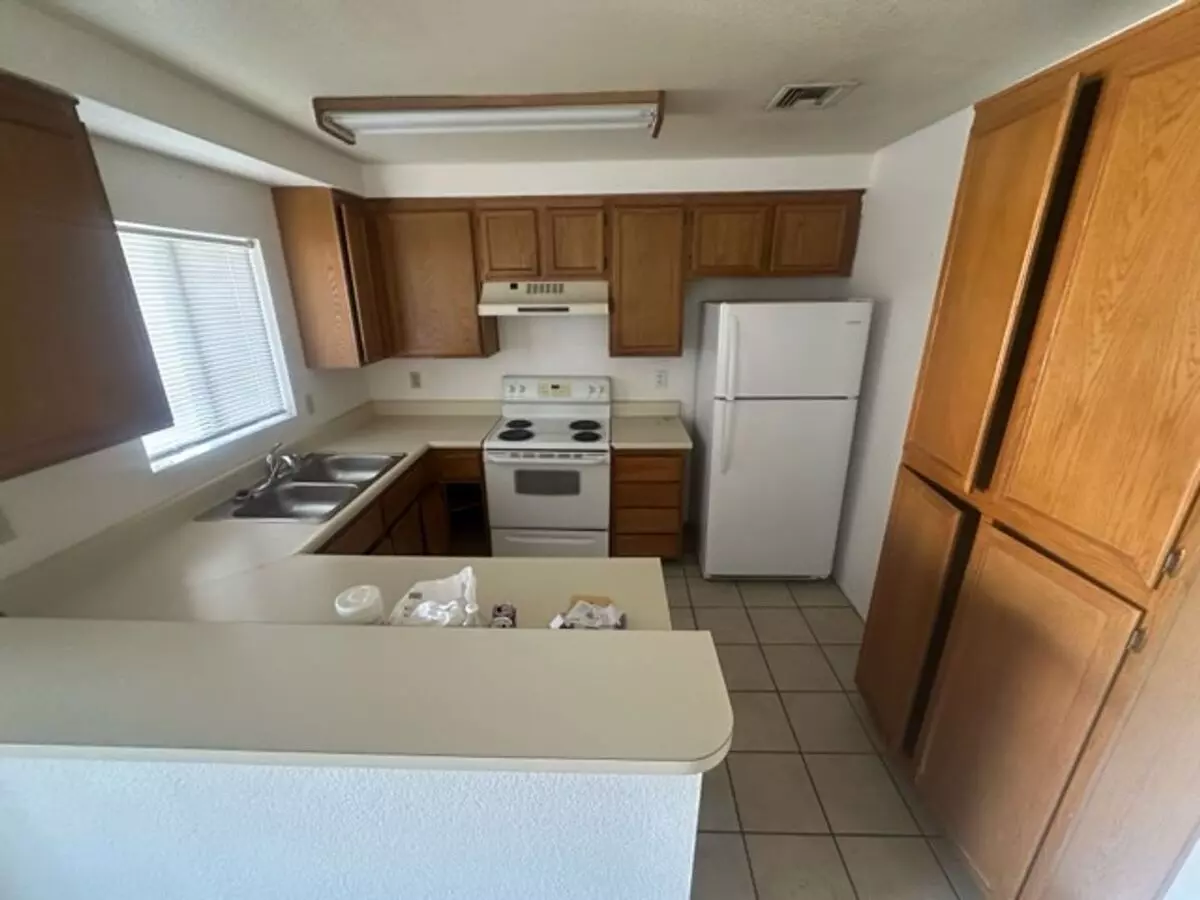 2243 Aspen Mirror #202 Apartment for rent in Laughlin, NV