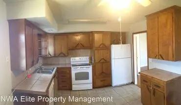 2 of 5 419 N West End House for rent in Springdale, AR