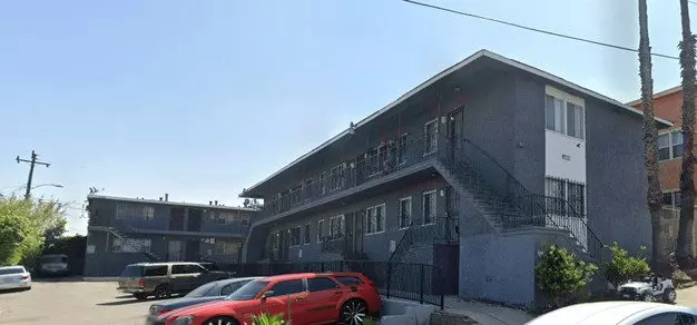 11718 S Budlong Ave Apartment for rent in Los Angeles, CA