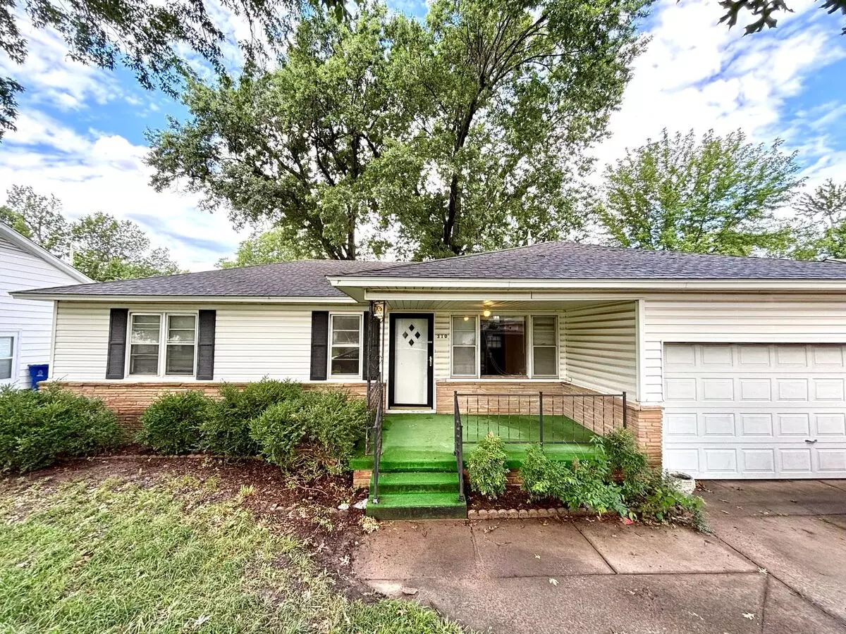 Charming Updated 3-bedroom Home In The Heart Of The Rose District House for rent in Broken Arrow, OK
