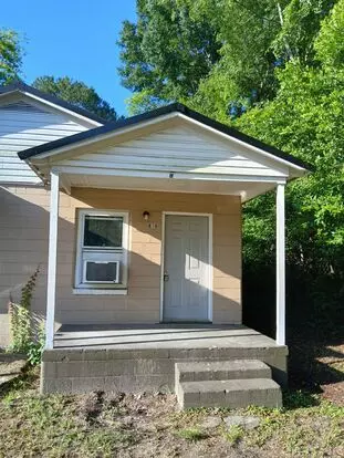 610 Burke Ave Apartment for rent in Albany, GA