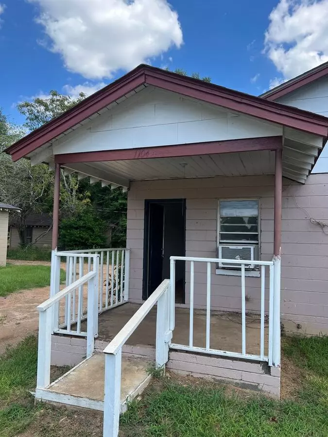 1104 S Mckinley St Apartment for rent in Albany, GA