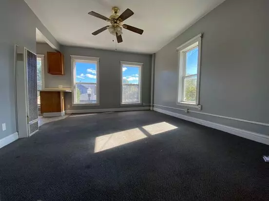 1502-1506 S Burdick Apartment for rent in Kalamazoo, MI