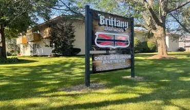 2 of 18 Beloit Brittany Apartments LLC Apartment for rent in Beloit, WI