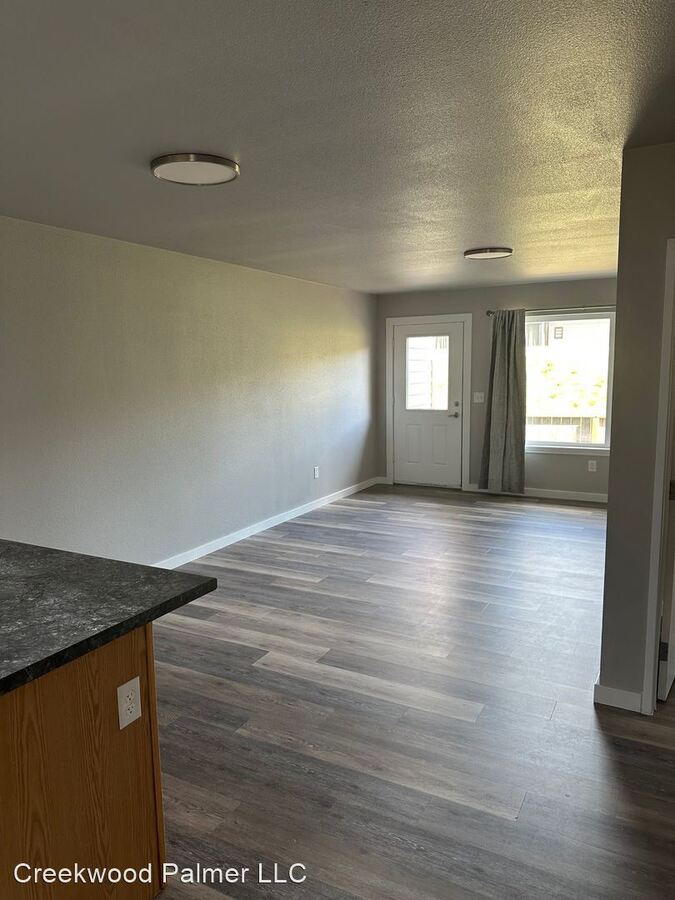 1970 N Creekwood Park Palmer, AK Apartment for Rent