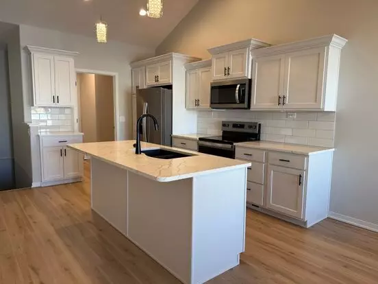 Zero Entry Ranch Townhome With 2 Stall Garage. Spacious 3 Bedrooms/3 Bathrooms, 1st Floor Laundry Apartment for rent in Lincoln, NE