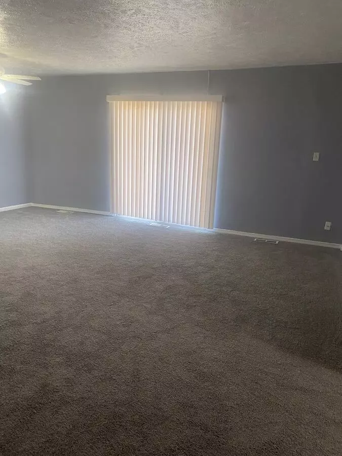 35 Euclid Llc-hillandale &amp; Parkhill Apartment for rent in Euclid, OH
