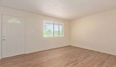 4 of 9 Earll Drive Apartments Apartment for rent in Phoenix, AZ