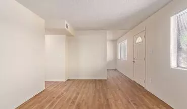 3 of 9 Earll Drive Apartments Apartment for rent in Phoenix, AZ