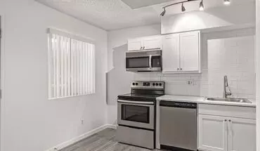4 of 12 Wilson - Walking Distance To Asu And Mill Ave! Apartment for rent in Tempe, AZ
