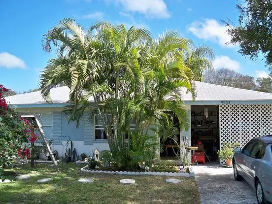 Charming 3 Bedroom Apartment for rent in Sarasota, FL