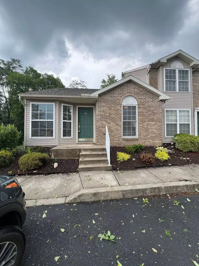 18-21 Eastwick Ln Apartment for rent in Carlisle, PA