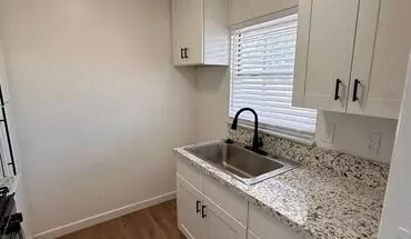 3 of 9 305 E Colorado Blvd Apartment for rent in Monrovia, CA