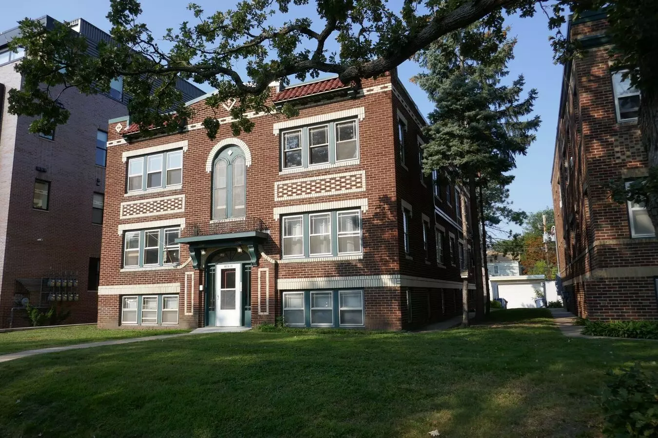 4414 Beard Apartment for rent in Minneapolis, MN