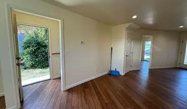 5 of 44 1145/1149 Aloha Apartment for rent in Arcata, CA