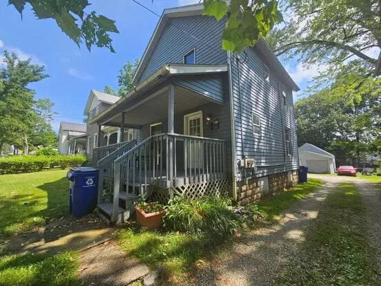 449 S Prospect Apartment for rent in Ravenna, OH