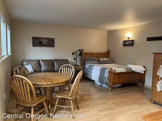 Powder Village Condo Apartment for rent in Sunriver, OR