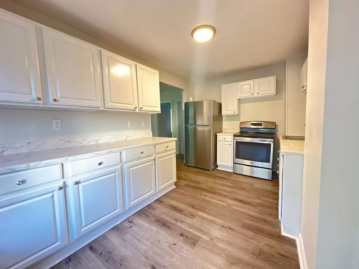 2 Bedroom Unit Close To Downtown Apartment for rent in Nashua, NH