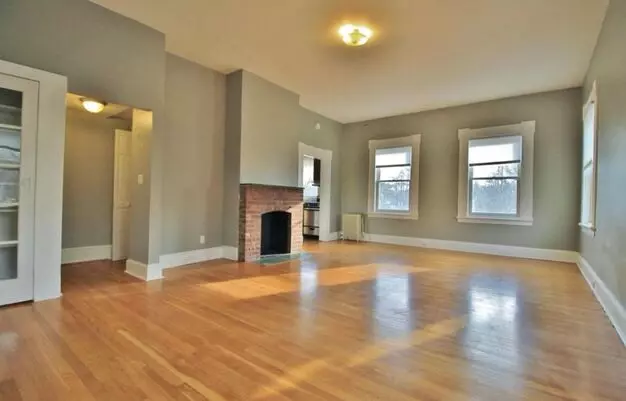 295-303.5 Albany Ave Apartment for rent in Kingston, NY