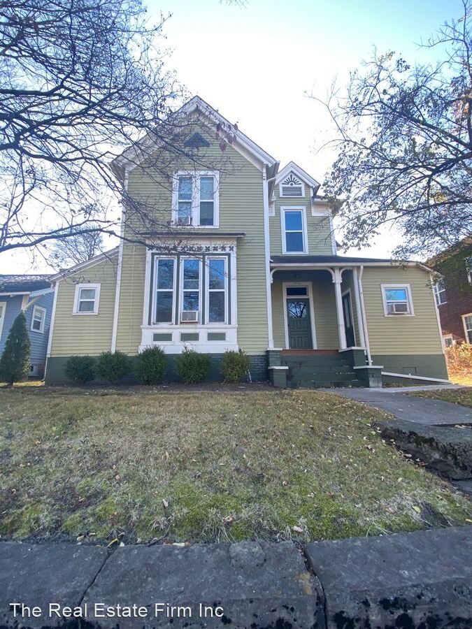 1516 Highland Ave Knoxville, TN Apartment for Rent Rentable