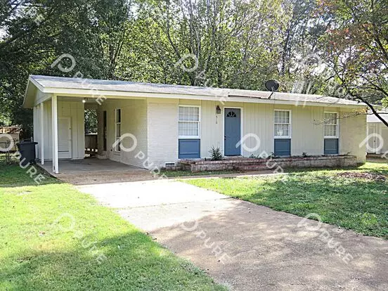 3510 Avondale! Apartment for rent in Huntsville, AL