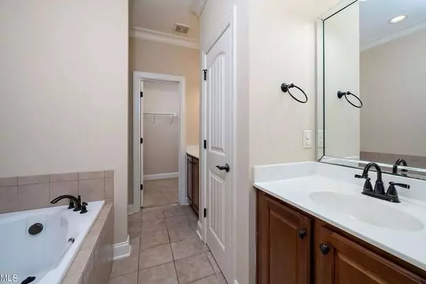 Room In 3 Bedroom Home At Indigo Ridge Pl Apartment for rent in Cary, NC