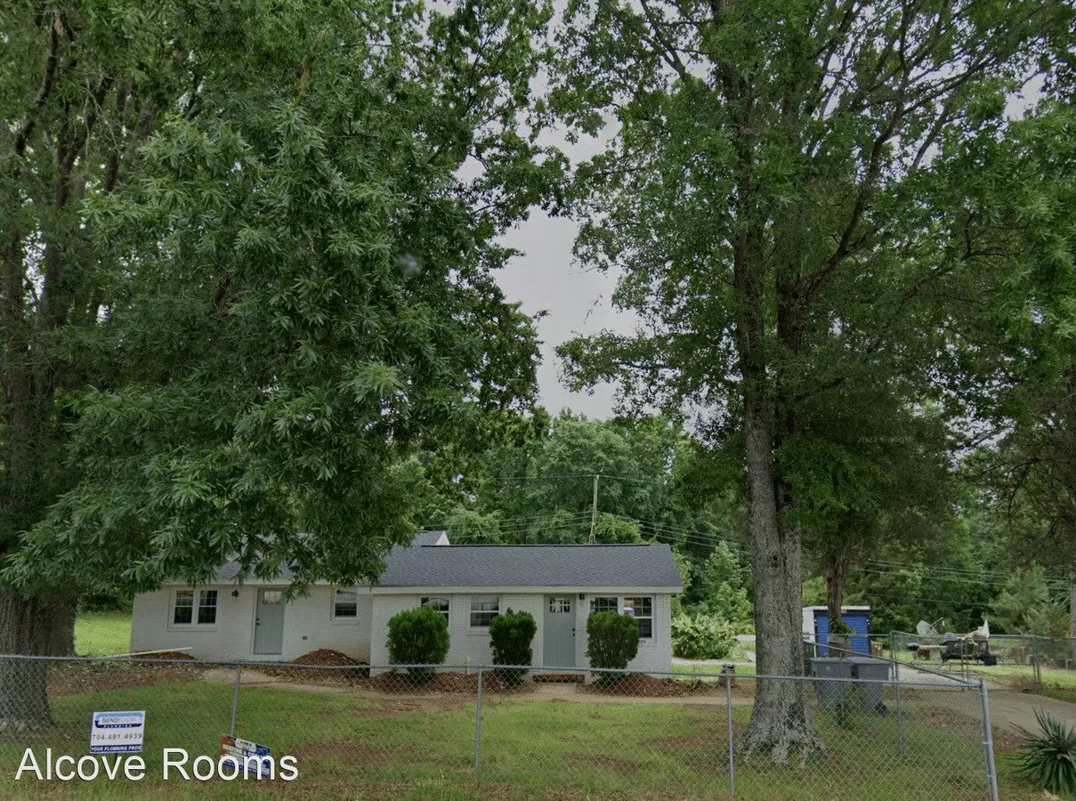 Room In 3 Bedroom Home At Allison Ln House for rent in Charlotte, NC