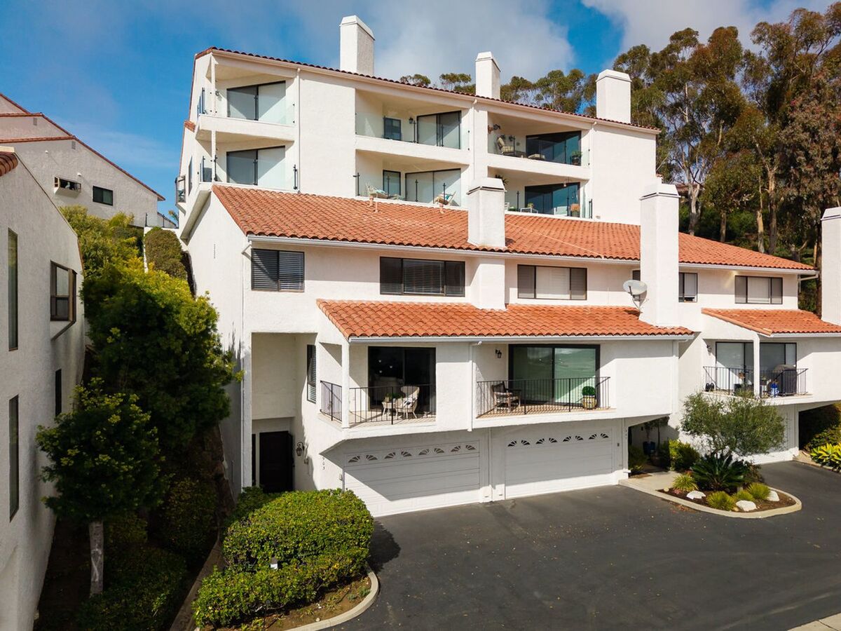Seaview Hills Condo In Midtown Ventura Apartments Ventura, CA