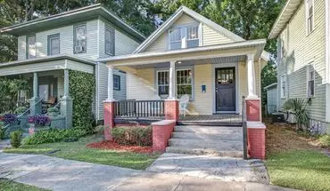 2 of 31 Charming Historic Home Near Downtown House for rent in Savannah, GA