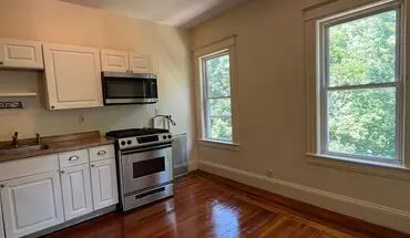 4 of 10 Warriner Ave Apartment for rent in Springfield, MA