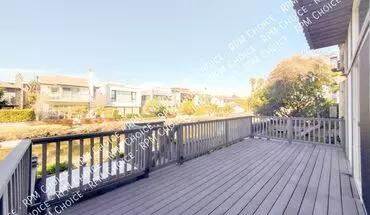 4 of 28 226 E Linnie Canal House for rent in Venice, CA